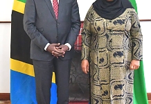 Speaker of EALA, Rt. Hon. Joseph Ntakirutimana, received by Her Excellency Dr. Samia Suluhu Hassan, President of the United Republic of Tanzania at the State Lodge in Arusha.