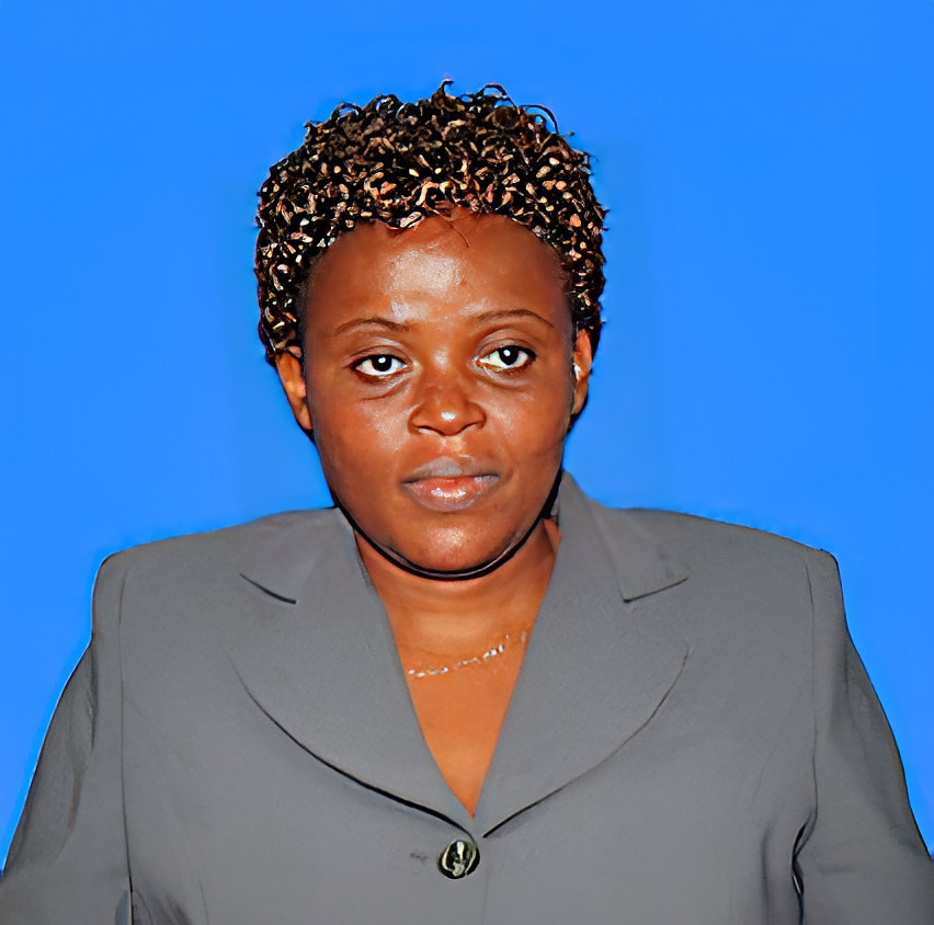 Ndahayo, Isabelle