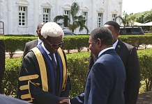 Rt. Hon. Ngoga Martin Karoli welcomes  H.E. Dr Ali Mohammed Shein, President of Zanzibar is received by Speaker of EALA, Rt Hon Ngoga K. Martin, moments before he addressed the regional Assembly in Zanzibar